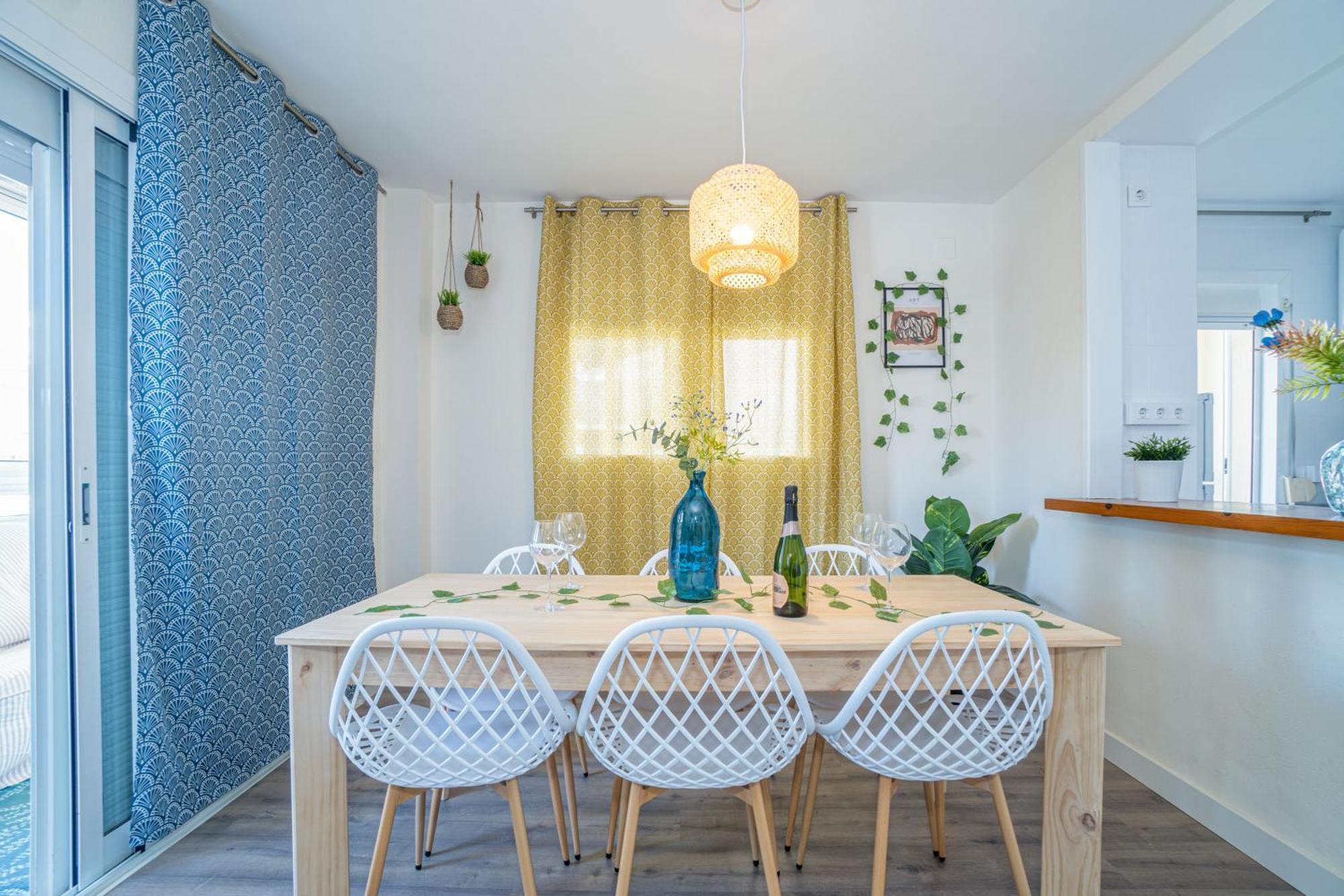 Apartamento Est1-spaciouss In The Beach, Bbq, Downtonwn, Parking, Fast Wifi Fibre *