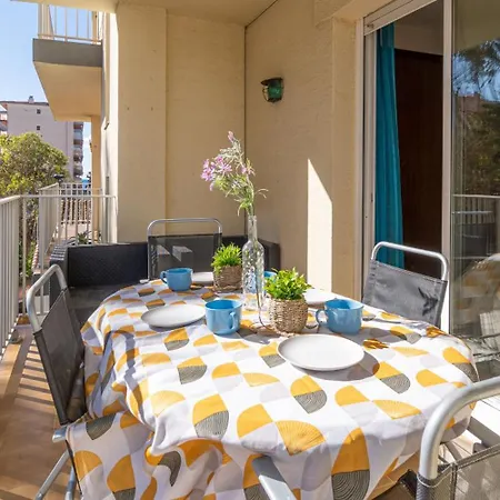 Est1-Spaciouss Appartment In The Beach, Bbq, Downtonwn, Parking, Fast Wifi Fibre Roses Exterior photo